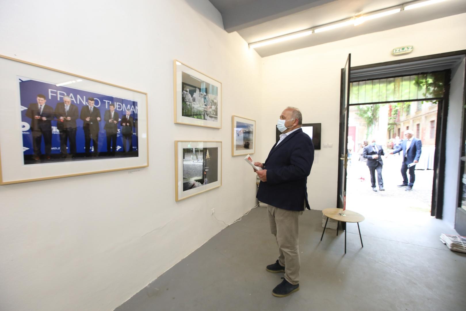 30.05.2021.Zagreb- U Gliptoteci HAZU svecano je otvorena Vecernjakova izlozba "30 godina hrvatske neovisnosti- pogled kroz novinsku fotografiju" Kazimir Bacic.
Photo: Boris Scitar/Vecernji list/PIXSELL