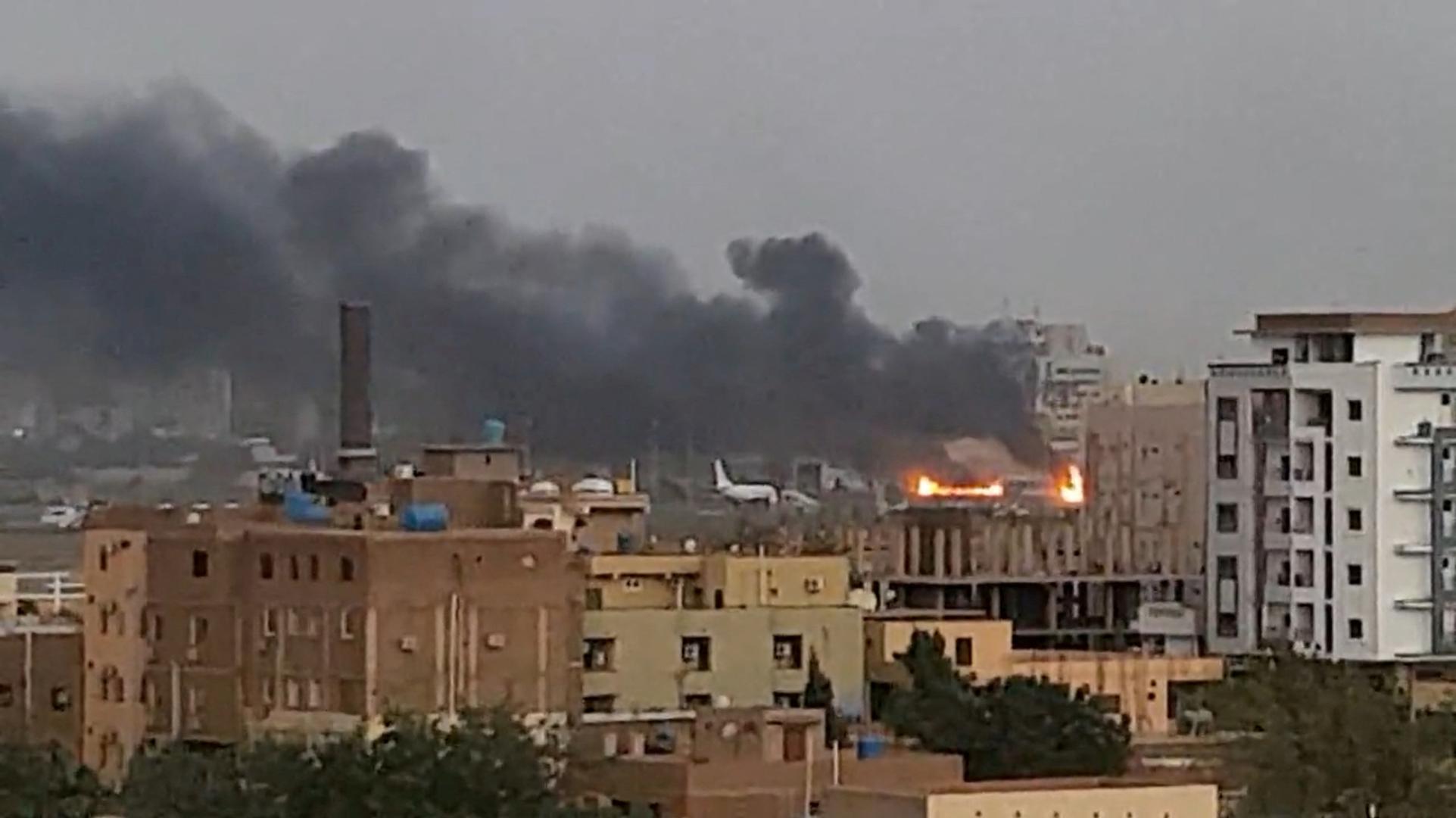 Smoke rises from the tarmac of Khartoum International Airport as a fire burns, in Khartoum, Sudan April 17, 2023 in this screen grab obtained from a social media video. Abdullah Abdel Moneim/via REUTERS  THIS IMAGE HAS BEEN SUPPLIED BY A THIRD PARTY. MANDATORY CREDIT. NO RESALES. NO ARCHIVES. Photo: ABDULLAH ABDEL MONEIM/REUTERS