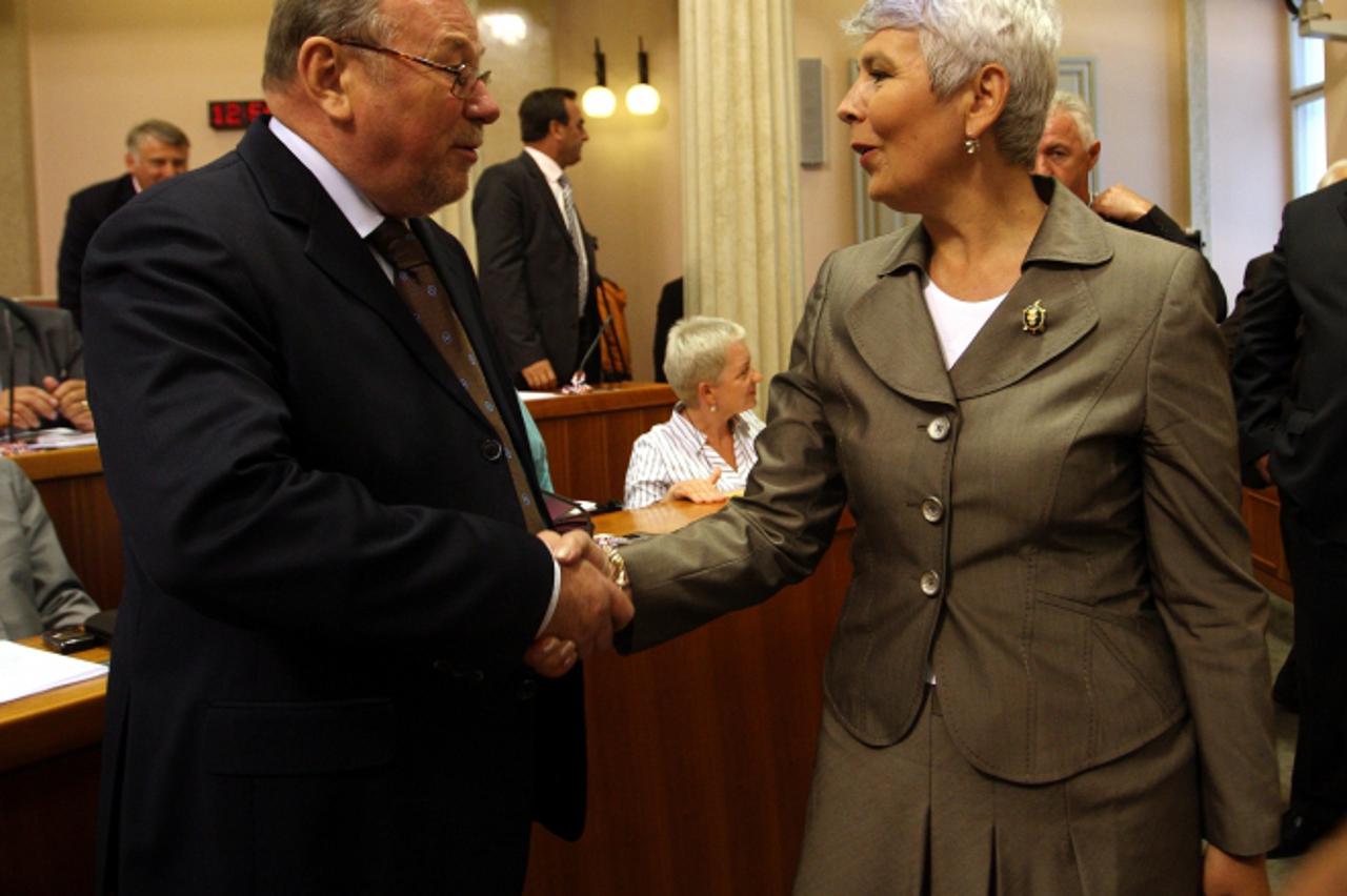 \'30.08.2010., Zagreb - U Saboru Republike Hrvatske izglasan je rebalans proracuna sto ga je donijela Vlada Republike Hrvatske s premijerkom Jadrankom Kosor.Vladimir Seks i Jadranka Kosor Photo: Zeljk