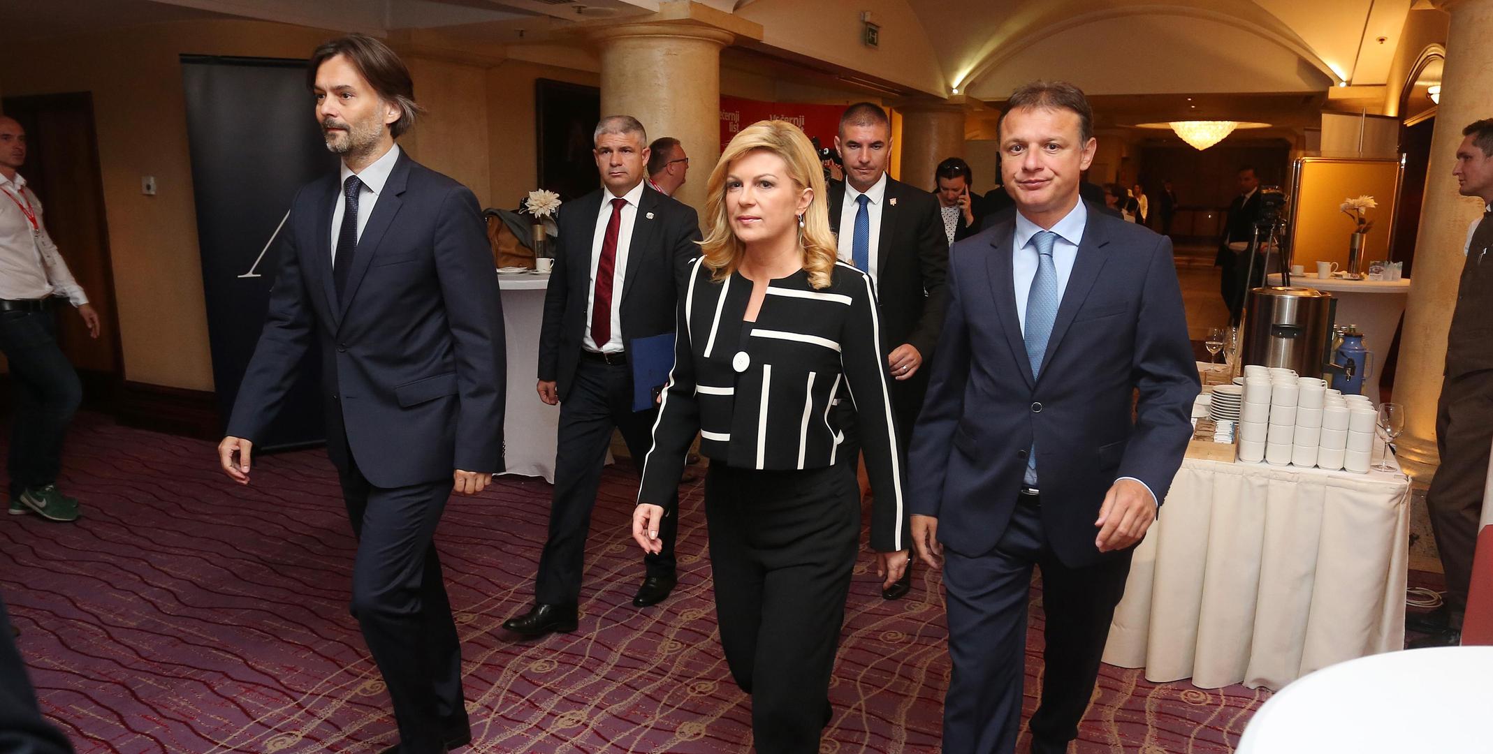 Glavni urednik Večernjaka Dražen Klarić, predsjednica Kolinda Grabar-Kitarović i predsjednik Sabora Gordan Jandroković