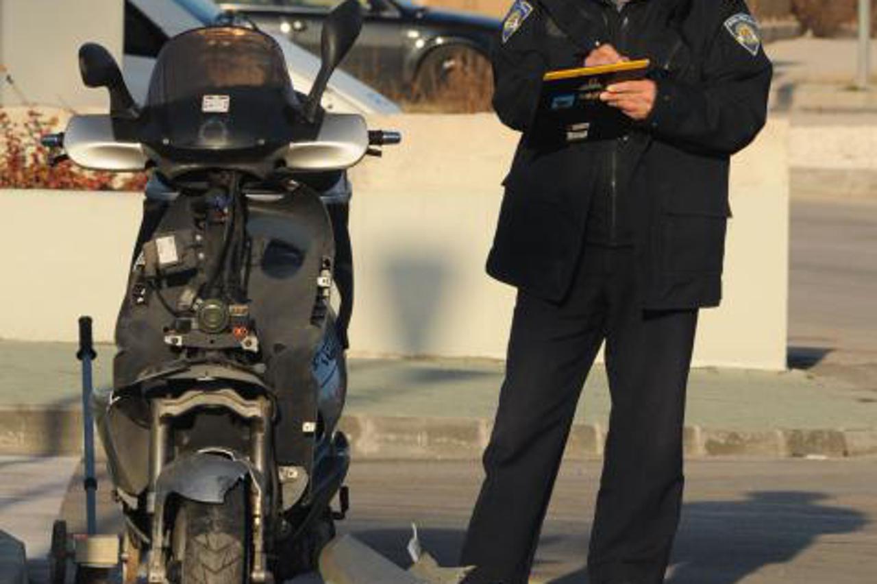 policija, motor, sudar, motocikl