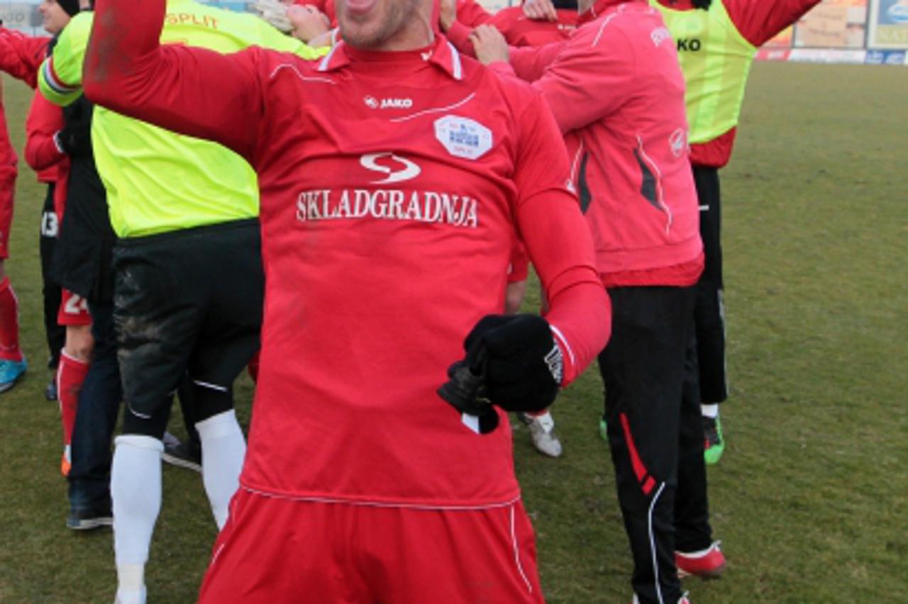 '26.02.2011., Koprivnica - Nogometna utakmica 19. kola Prve HNL izmedju NK Slaven Belupo i RNK Split.  Veselje gostiju zbog rezultata 1:2.  Igor Budisa.  Photo: Marijan Susenj/PIXSELL'