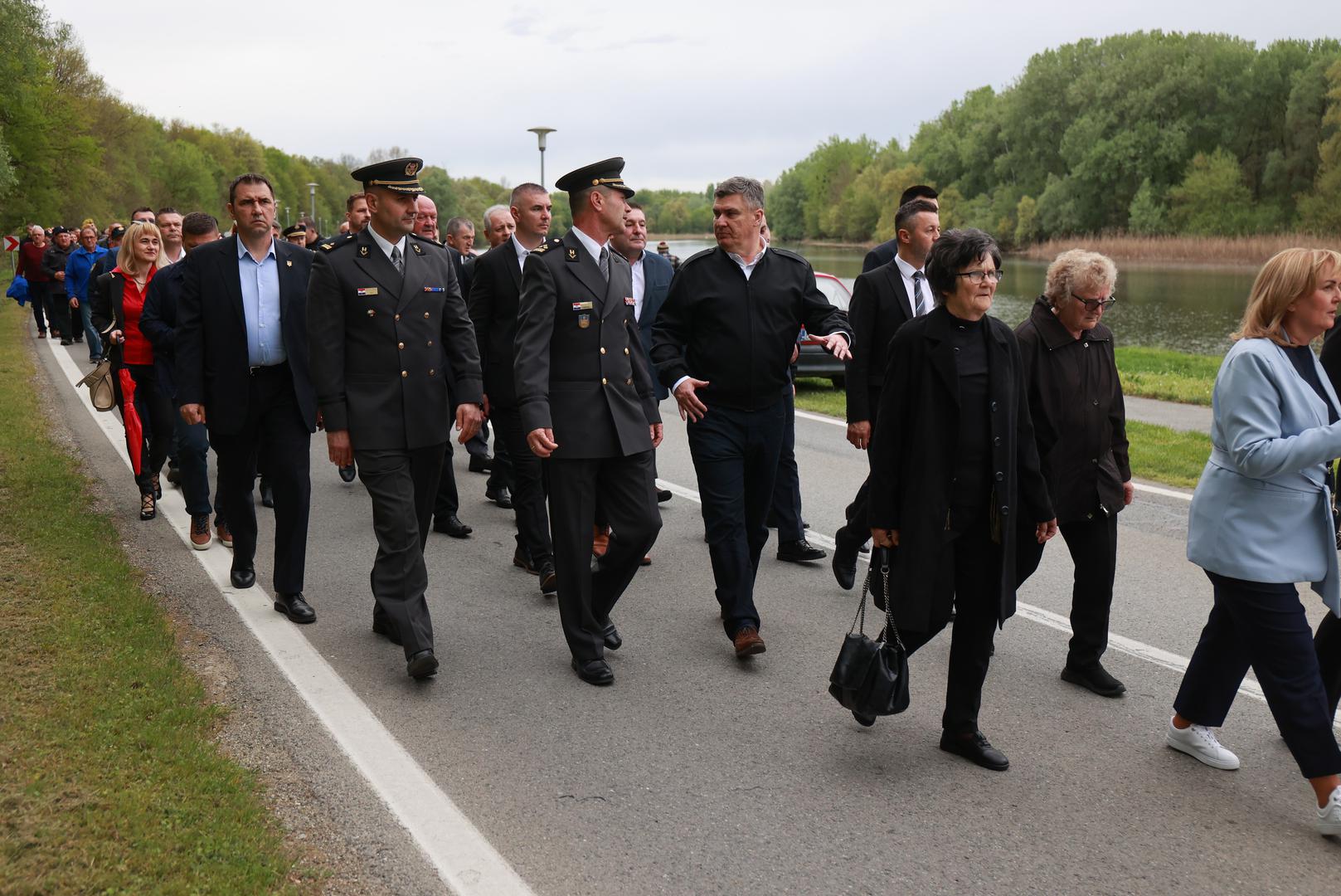 03.04.2024., Belisce - Od Mosta 107. brigade Hrvatske vojske do spomenika poginulim pripadnicima 107. brigade Hrvatske vojske, predsjednik Republike i vrhovni zapovjednik Oruzanih snaga Republike Hrvatske Zoran Milanovic sudjelovao je u svecanom mimohodu povodom 32. obljetnice najvece vojno redarstvene akcije 107. brigade HV-a – Operacije Baranja. Photo: Davor Javorovic/PIXSELL