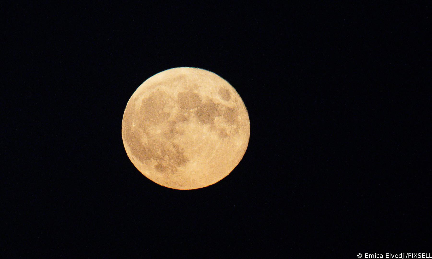 29.09.2023., Zagreb - Super mjesec nad Zagrebom. Photo: Emica Elvedji/PIXSELL