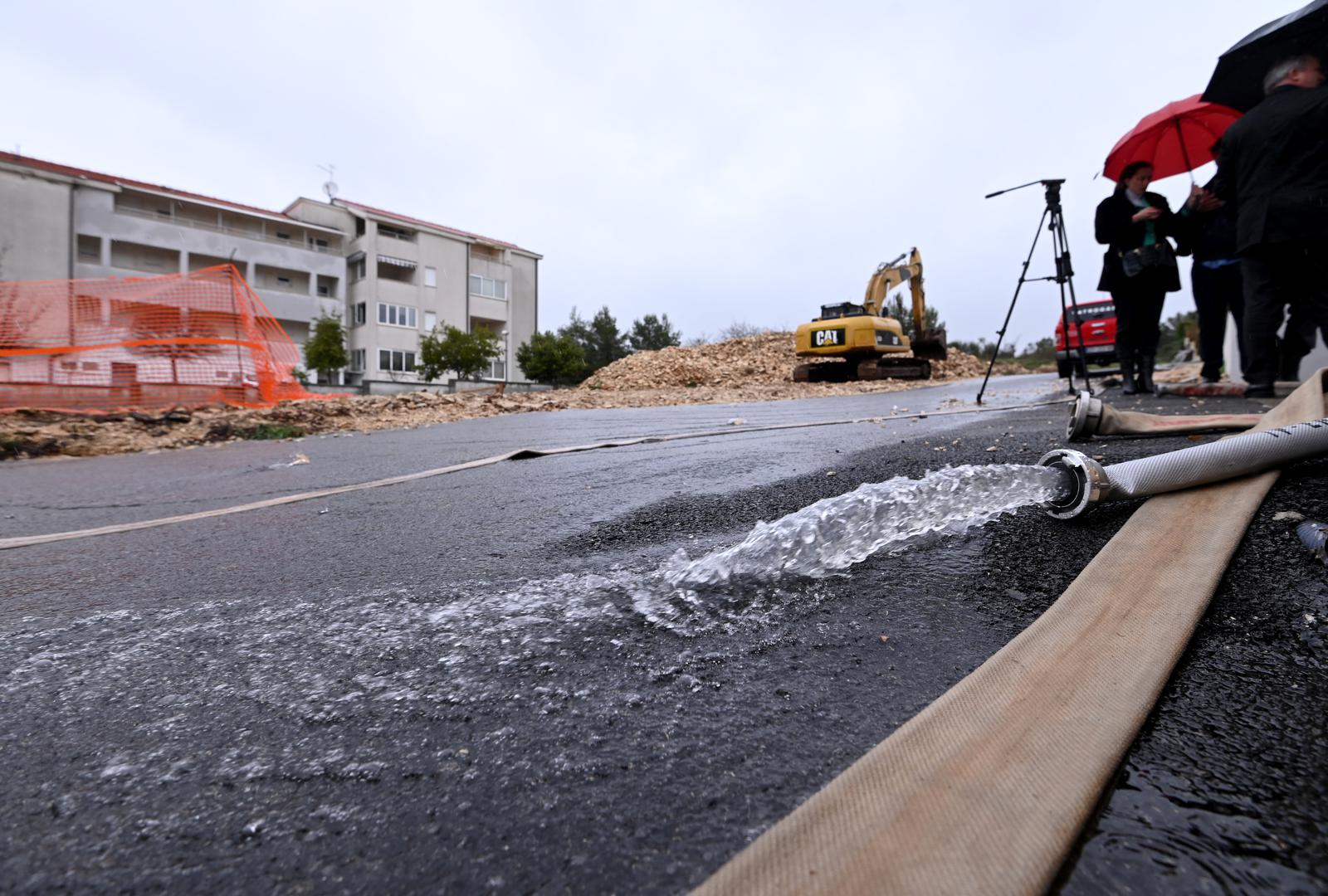 11.03.2024., Zadar - Posljedice jakjon nevremena i kise koja je pala 164 litre po cetvornom metru. Photo: Dino Stanin/PIXSELL