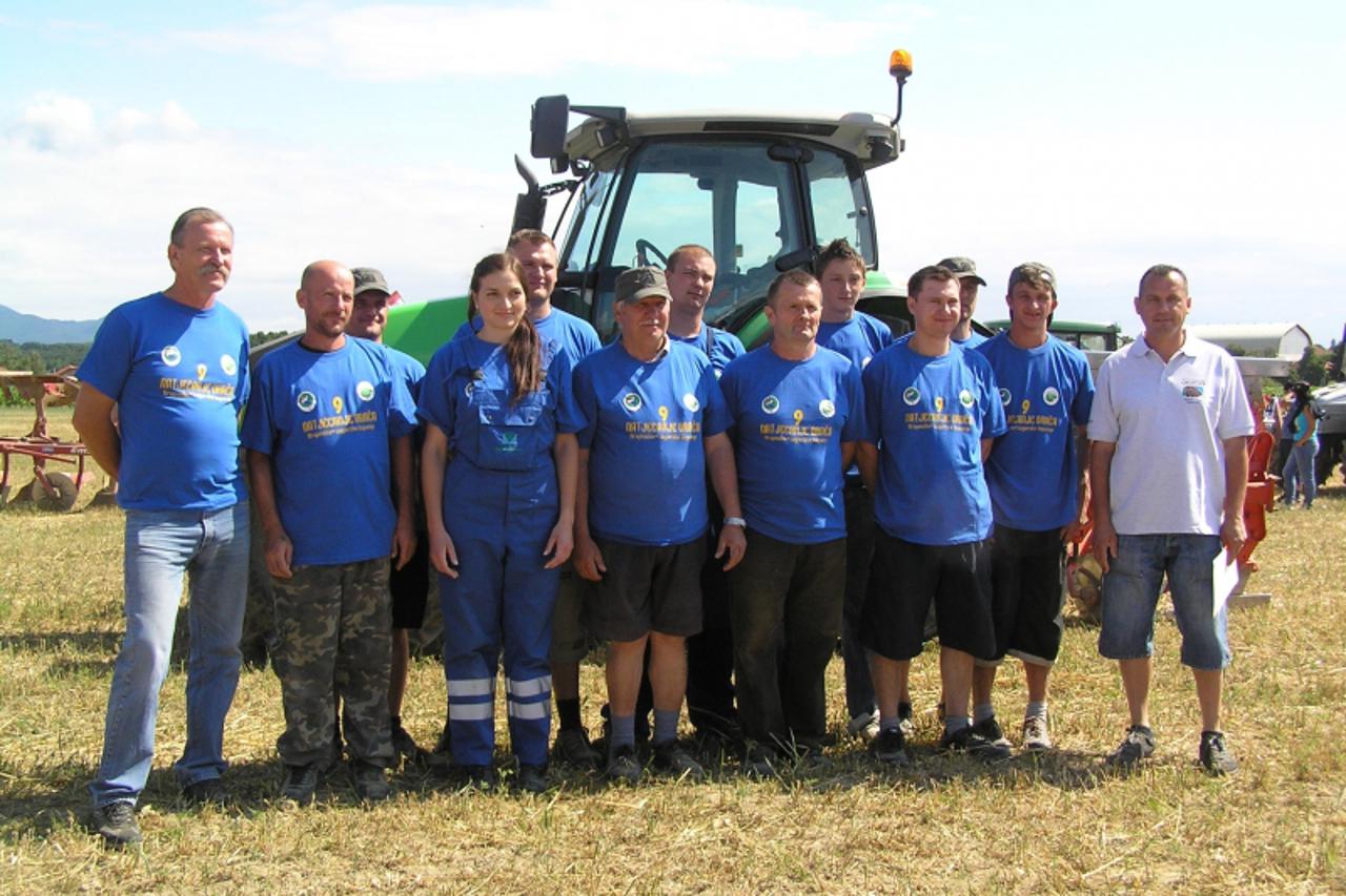 'zagorje - 02. 07. 2011.,Zlatar Bistrica, Hrvatska - 9. natjecanje oraca Krapinsko-zagorske zupanije; sudjelovalo 12 natjecatelja'