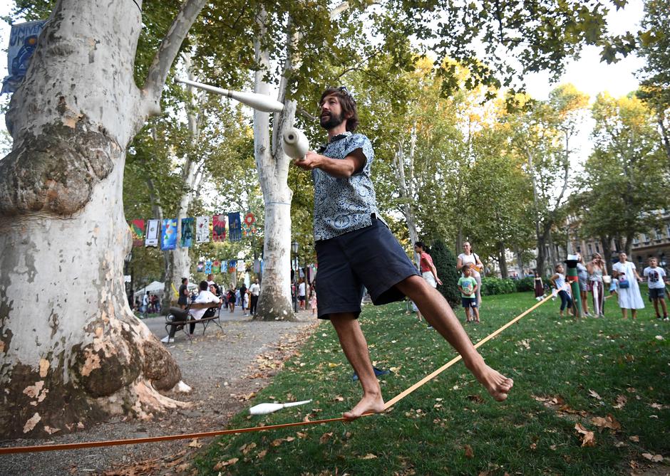 U Zagrebu počeo najstariji ulični festival Cest is d best