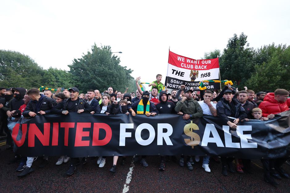 Premier League - Manchester United fans protest ahead of Liverpool match