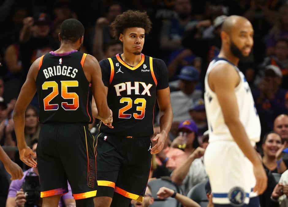 NBA: Minnesota Timberwolves at Phoenix Suns