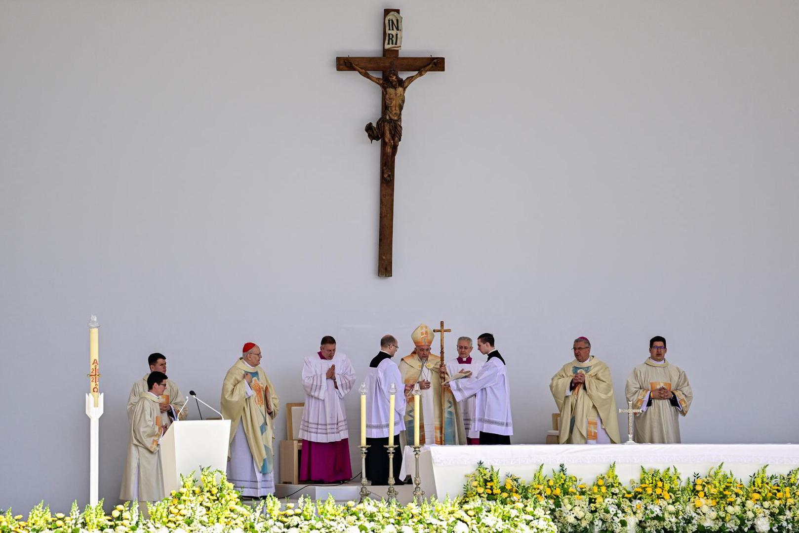 Pope Francis speaks during a holy mass at the Kossuth Lajos Square during his apostolic journey in Budapest, Hungary, April 30, 2023. REUTERS/Marton Monus Photo: MARTON MONUS/REUTERS