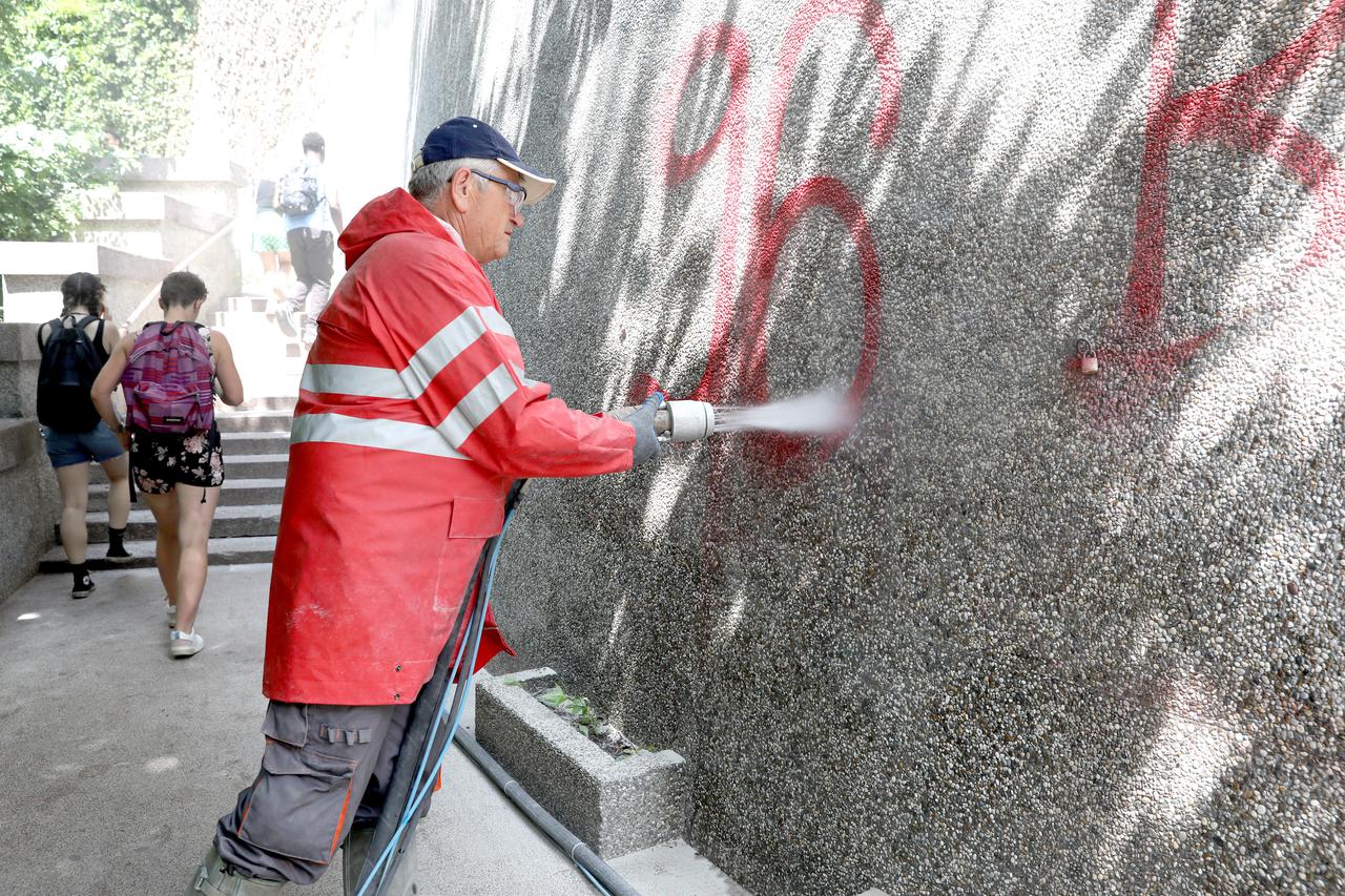 Zagreb: Druga runda borbe protiv grafita na Zakmardijevim stubama