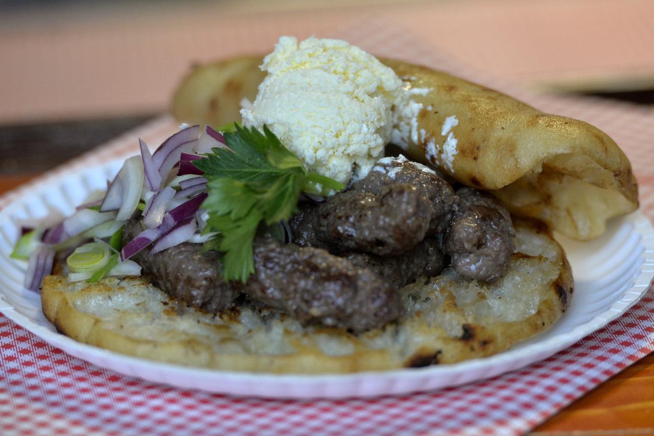 ćevapi