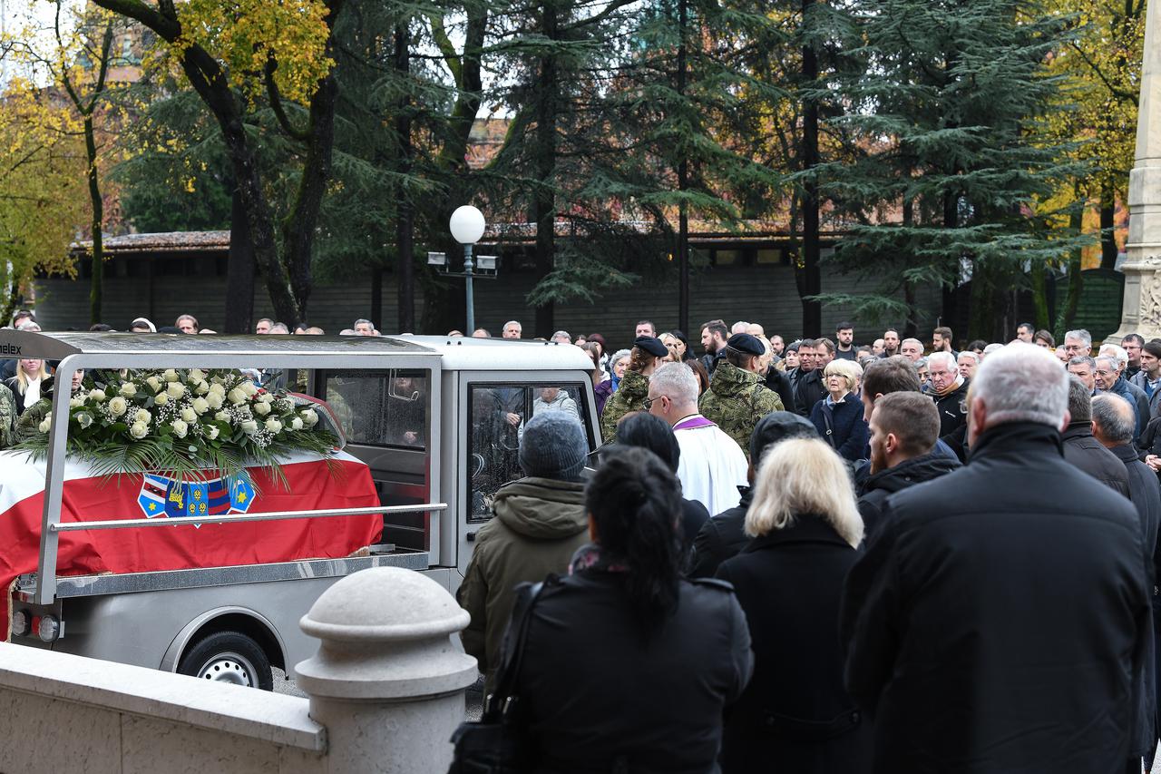 Zagreb: Posljednji ispraćaj glumca Martina Sagnera