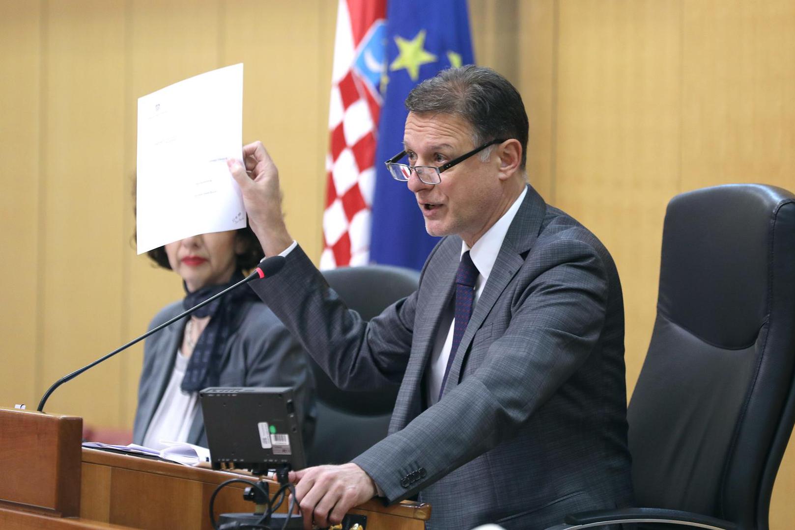 01.03.2023., Zagreb - Pocetak danasnje sjednice Sabora obiljezila je rasprava zastupnice Marije Selak Raspudic i predsjednika Gordana Jandrokovica. Photo: Patrik Macek/PIXSELL