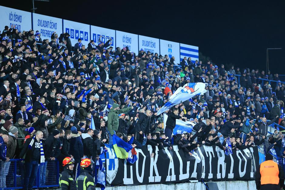 Slavljenička atmosfera Osijeka, Dinamo nije uspio zadržati vrh
