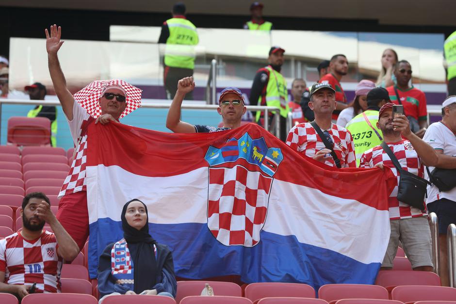 KATAR 2022 - Atmosfera na stadionu Al Bayt uoči susreta Maroka i Hrvatske