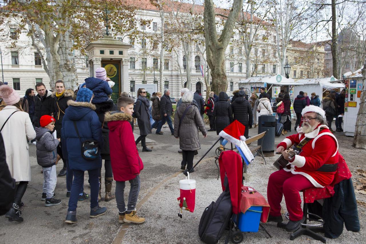 Sunčani Advent: Građani iskoristili iznadprosječno toplo vrijeme