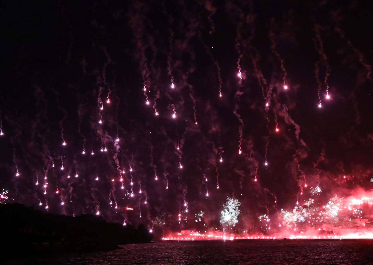 10.04.2023., Sibenik - Velikom bakljadom proslavljen 40.rodjendana navijacke skupine Funcuti. Photo: Dusko Jaramaz/PIXSELL