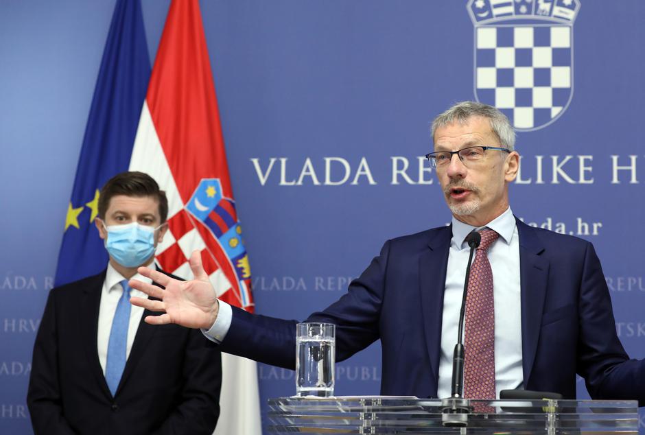 Plenković u društvu Ćorića, Marića i Vujčića predstavio Prijedlog zakona o uvođenju eura