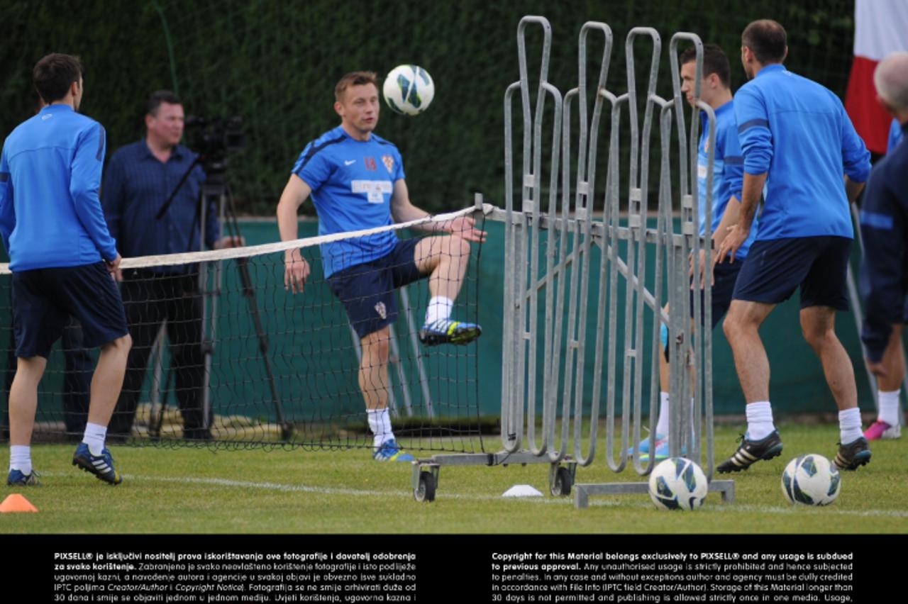 '30.05.2013., Medjugorje, BiH - Trening hrvatske nogometne reprezentacije na pripremama. Ivica Olic.  Photo: Zoran Grizelj/VLM/PIXSELL'