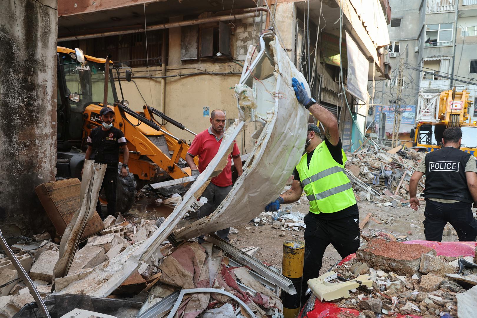 A man moves a piece of debris, at the site of an Israeli strike in Beirut's southern suburbs, Lebanon September 24, 2024. REUTERS/Amr Abdallah Dalsh Photo: AMR ABDALLAH DALSH/REUTERS