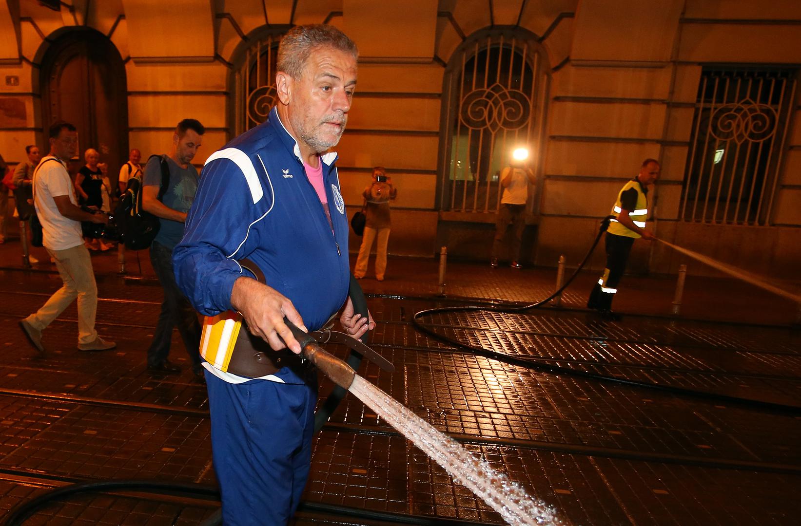 Na manje blagdanske naknade ne pristaje Čistoća, kao ni ZET-ovci, zaposlenici u Zagrebačkim cestama, ali ni radnici u Zagreparkingu