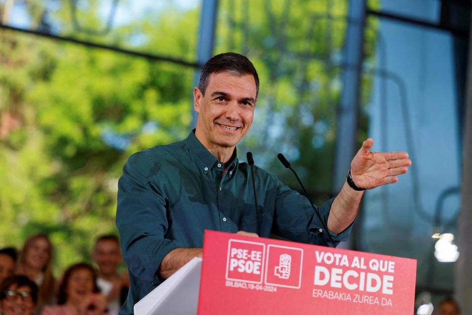 FILE PHOTO: Spain's Prime Minister Sanchez supports Socialist candidate Andueza ahead of Basque regional elections