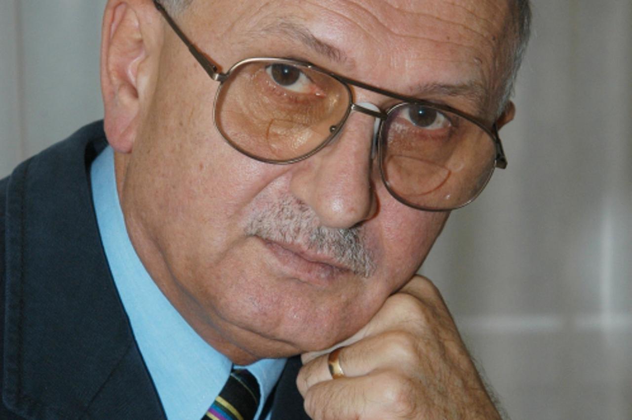 Pavao Pavličić 