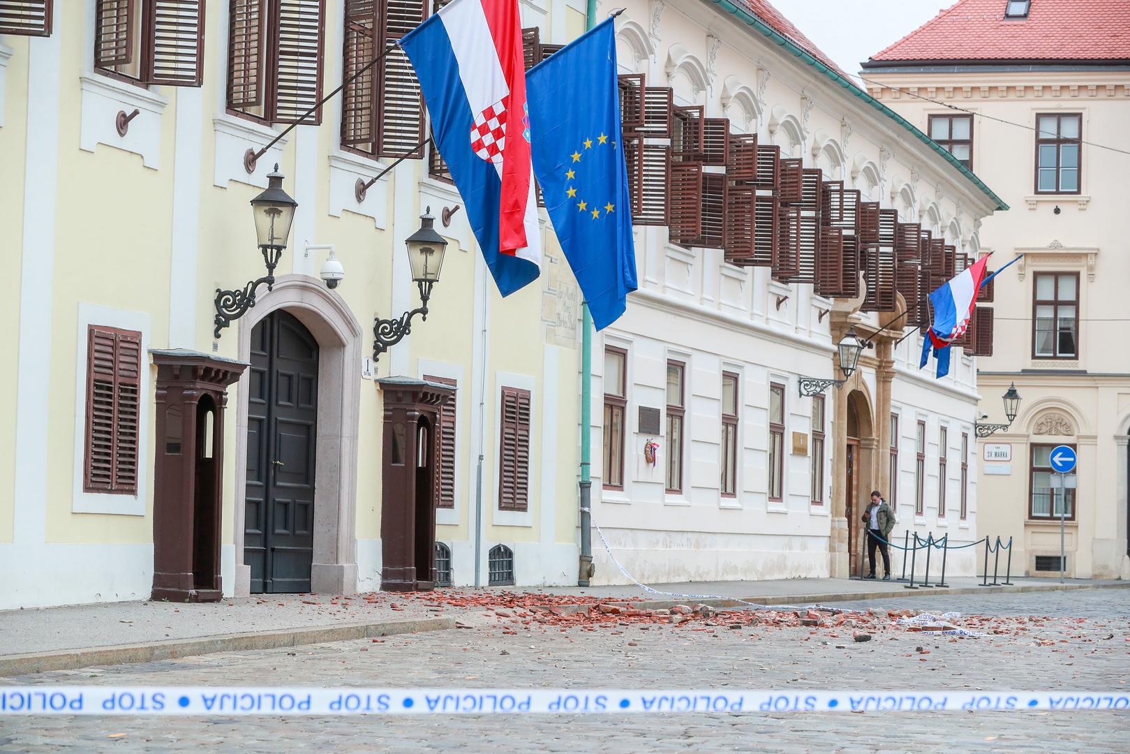 22.03.2020., Zagreb - Ostecenja u Zagreba nakon potresa jacine 5.3. po Richteru. Photo: Sanjin Strukic/PIXSELL