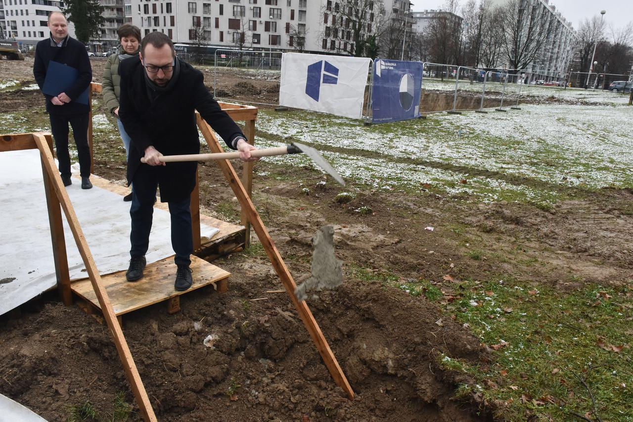 Zagreb: Gradi se nova škola na Knežiji, gradonačelnik Tomašević danas otvorio radove