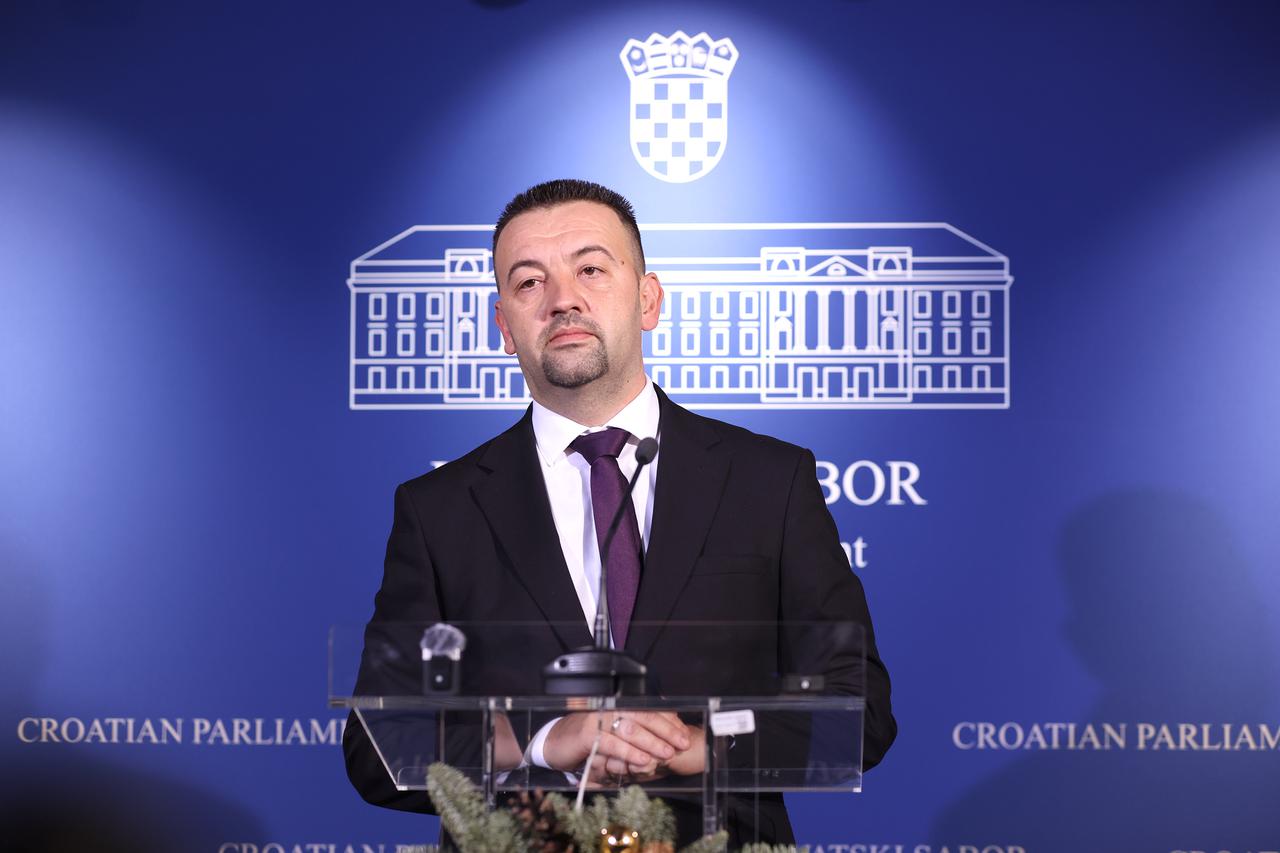 Zagreb:  Marijan Pavliček o izjavi ministra Šušnjare 