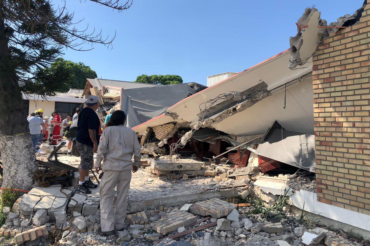 Church roof collapses in Ciudad Madero