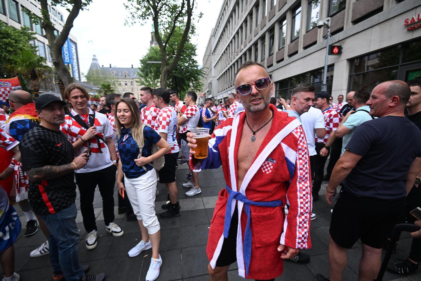 18.06.2023.,Rotterdam, Nizozemska - Navijacko ozracje u centru grada uoci vecerasnje utakmice finala Lige nacija izmedju Hrvatske i Spanjolske Photo: Marko Lukunic/PIXSELL