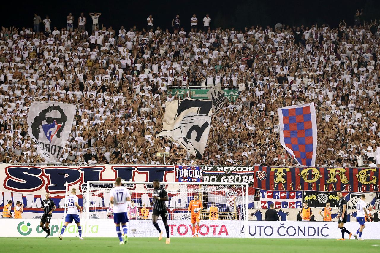 Navijači na susretu Hajduka i PAOK-a u 3. pretkolu Konferencijske lige