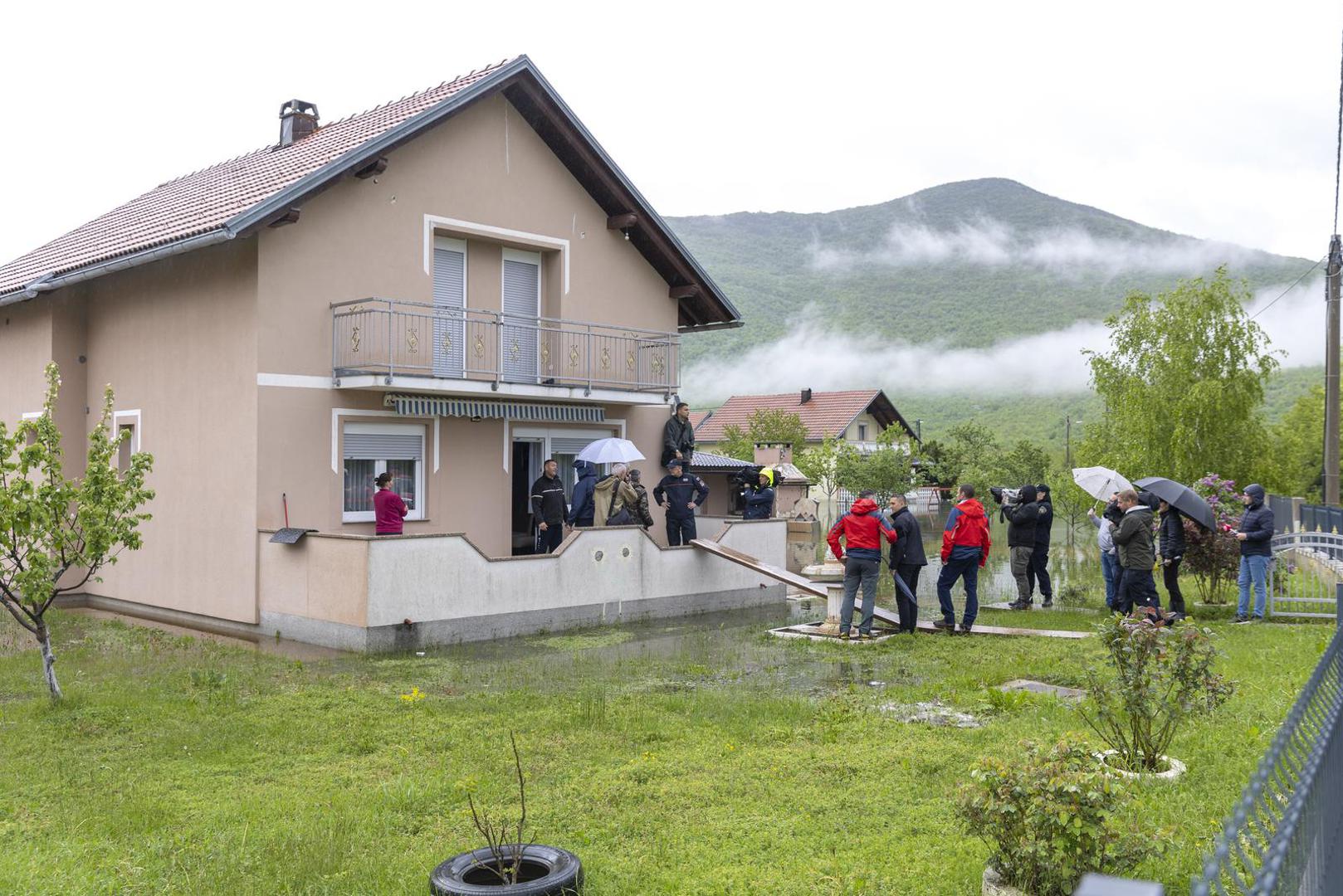 16.05.2023., Gracac - Potpredsjednik Vlade i ministar unutarnjih poslova Davor Bozinovic posjetio je Gracac i obisap poplavljeno podrucje. Photo: Nikola Mravovic/PIXSELL