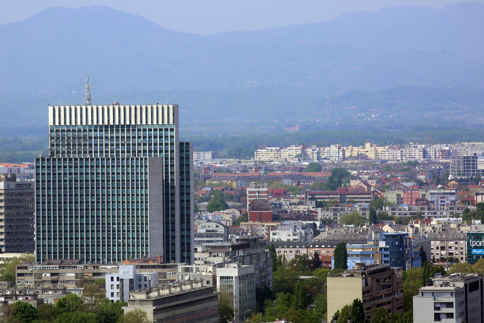 5. Zagrepčanka u Zagrebu, visoka 95 m, ima 27 katova i izgrađena je 1976. godine.  