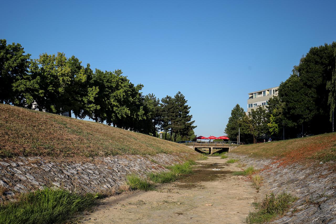 Zagreb: Zbog visokih temperatura presušio potok Vrapčak