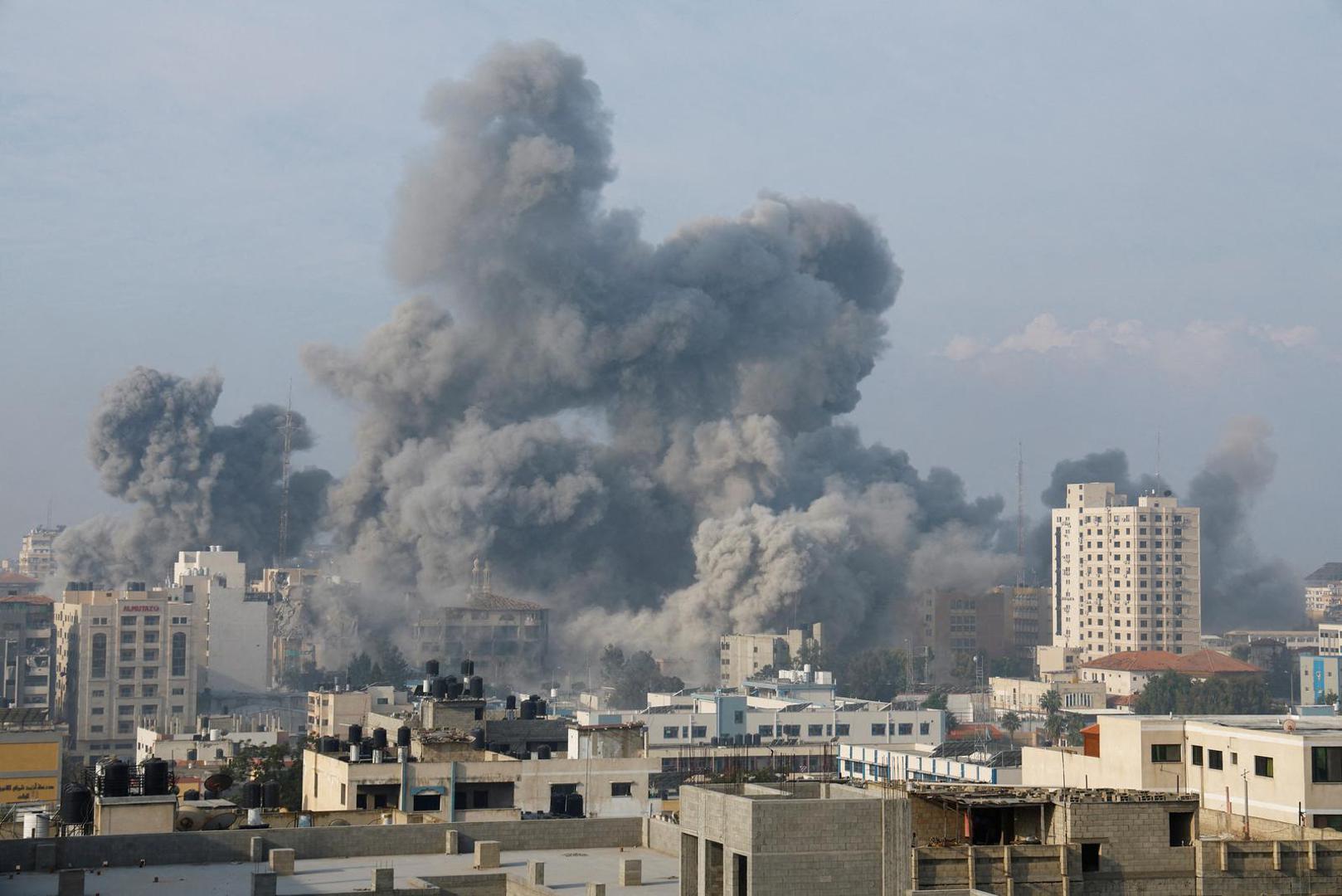 Smoke billows following Israeli strikes, in Gaza City, October 11, 2023. REUTERS/Mohammed Salem REFILE - CORRECTING "NORTHERN GAZA STRIP" TO "GAZA CITY\ Photo: MOHAMMED SALEM/REUTERS