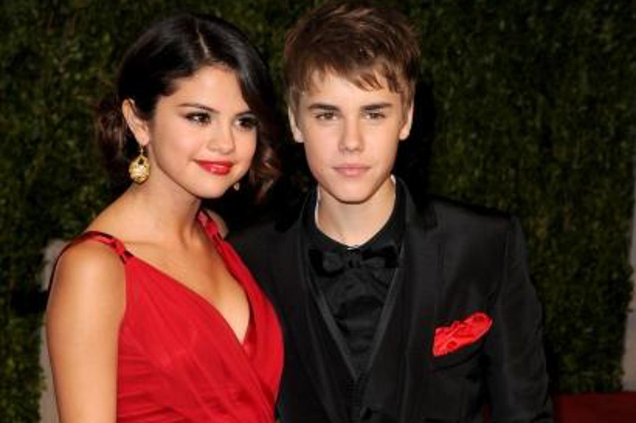 'Selena Gomez and Justin Bieber attending the 2011 Vanity Fair Oscar Party hosted by Graydon Carter at the Sunset Tower Hotel in Los Angeles, USA. Photo: Press Association/Pixsell'