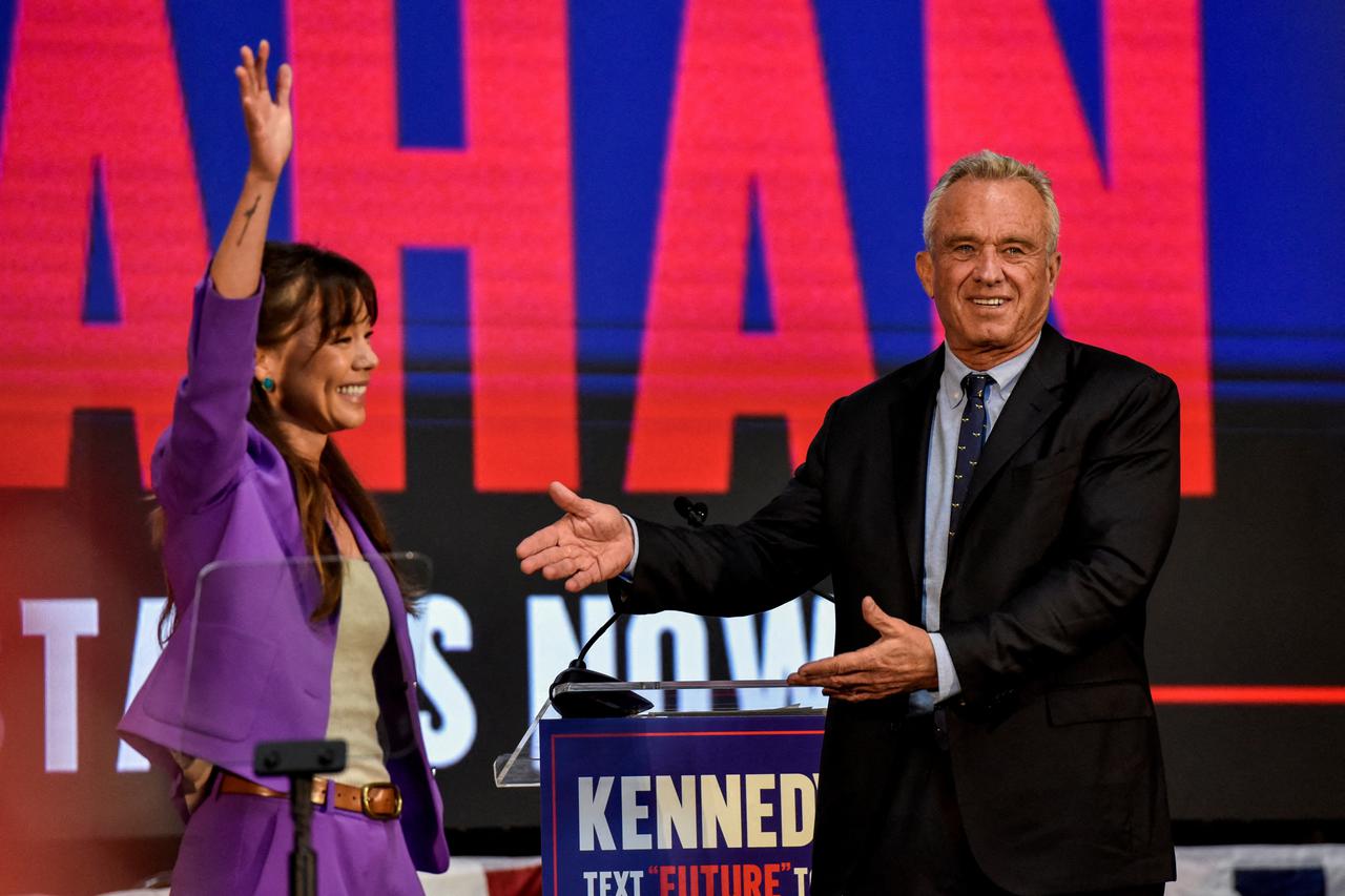 Independent presidential candidate Robert F. Kennedy, Jr. announces his vice presidential candidate in Oakland