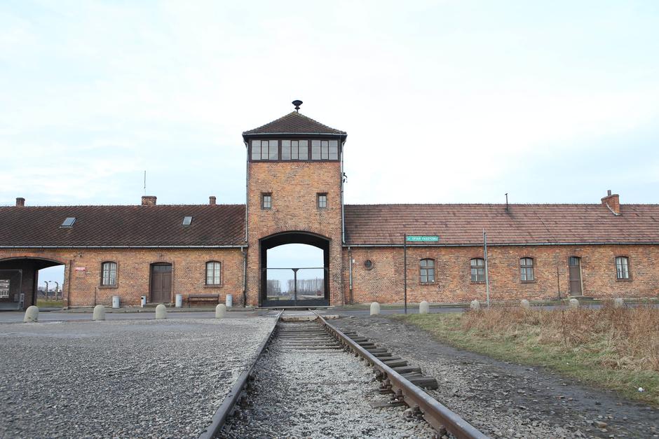 Auschwitz