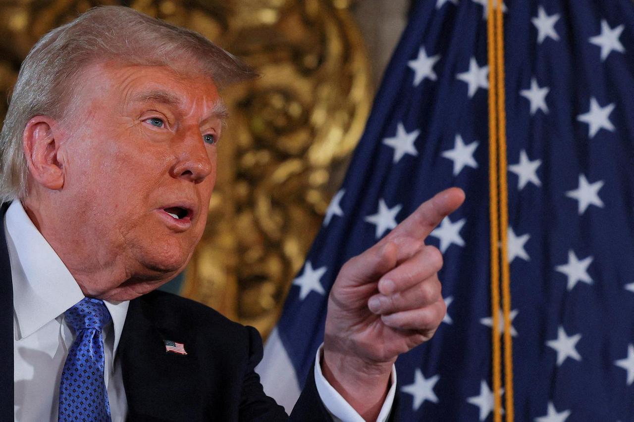 FILE PHOTO: U.S. President-elect Donald Trump delivers remarks at Mar-a-Lago in Palm Beach