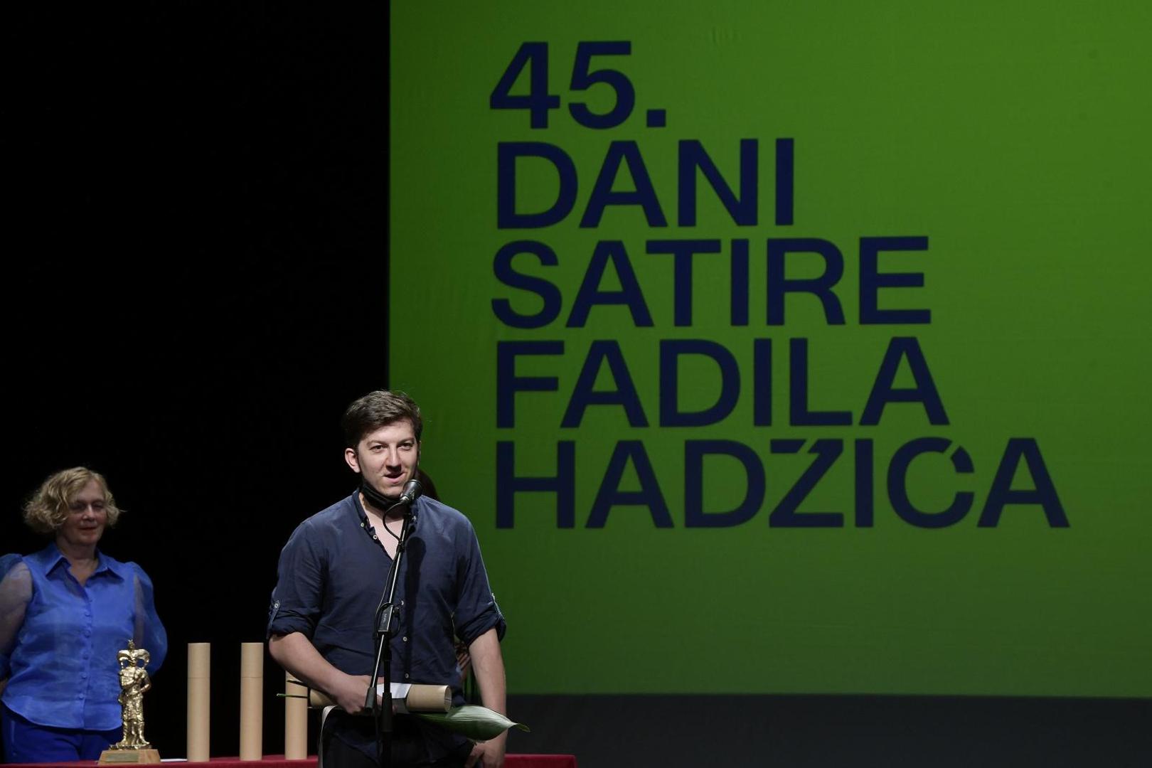 26.06.2021., Zagreb- Svecana dodjela nagrada na 45.  Danima satire Fadila Hadzica. Nagrada za najbolju musku ulogu, Matija Sakoronja.
Photo: Sandra Simunovic/PIXSELL