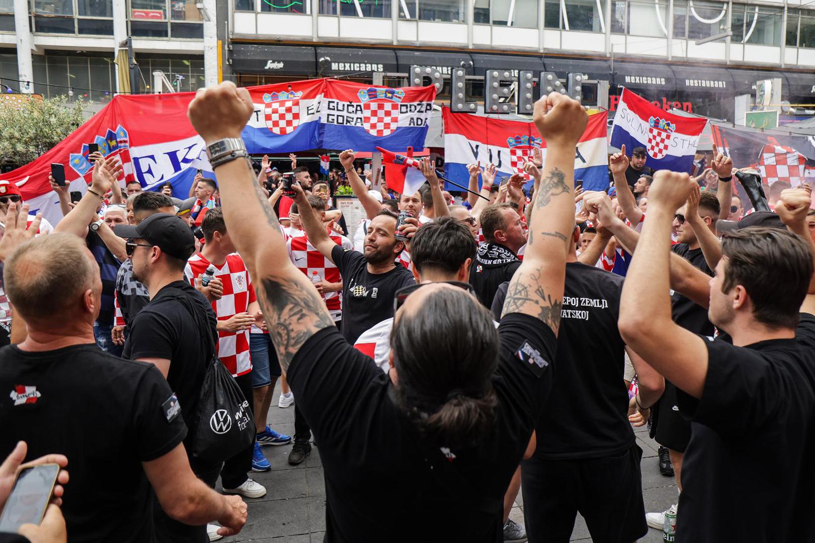 18.06.2023., Rotterdam, Nizozemska - Navijacko ozracje u centru grada uoci vecerasnje utakmice finala Lige nacija izmedju Hrvatske i Spanjolske.  Photo: Luka Stanzl/PIXSELL