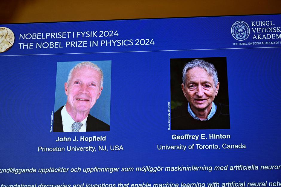 FILE PHOTO: NOBEL PRIZE IN PHYSICS ANNOUNCED