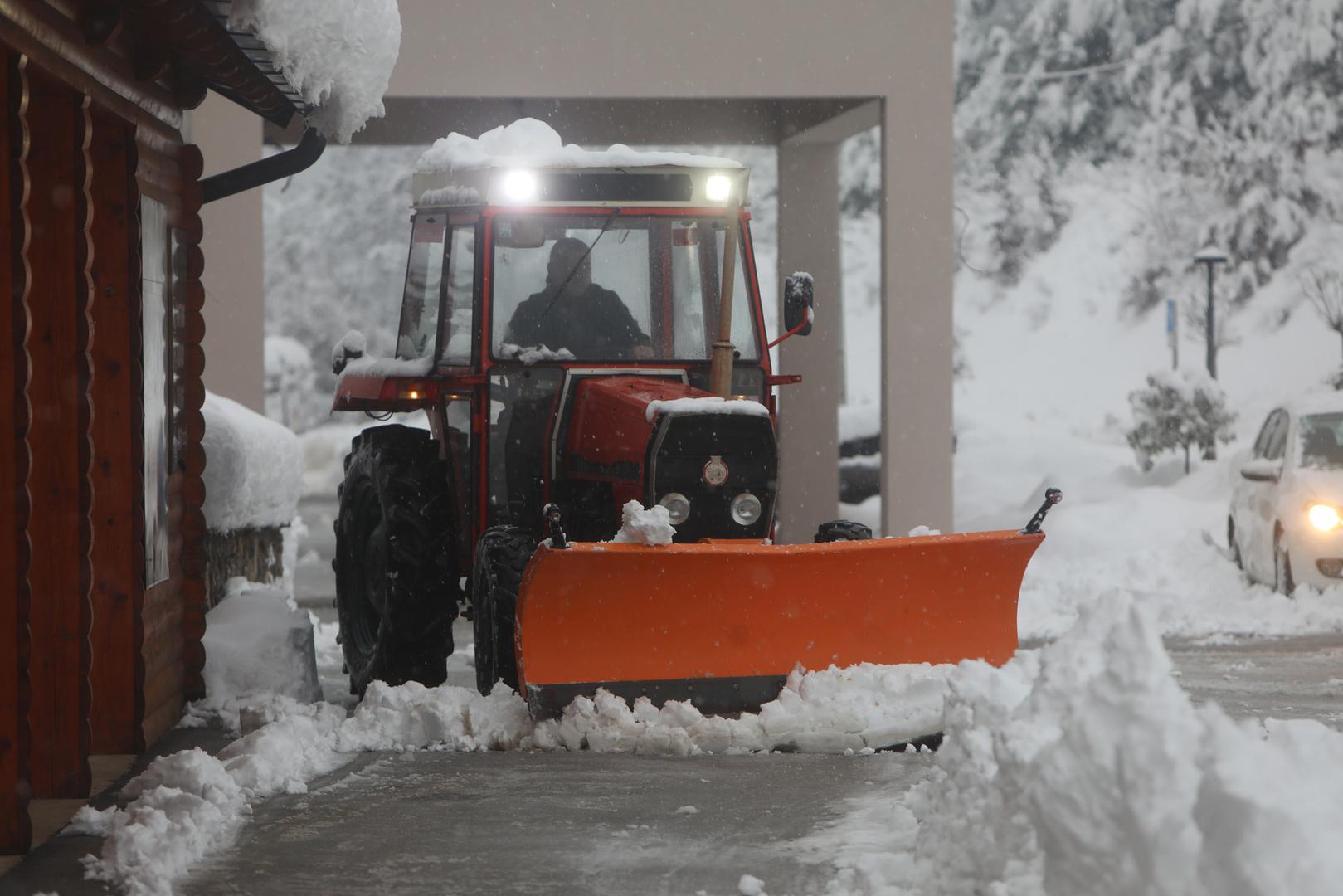 23.01. 2023., Karlovac - Autocesta D1 od Karlovca do Slunja zametena snijegom. Zbog neociscene ceste promet se odvija otezano uz zastoje.  Photo: Kristina Stedul Fabac/PIXSELL