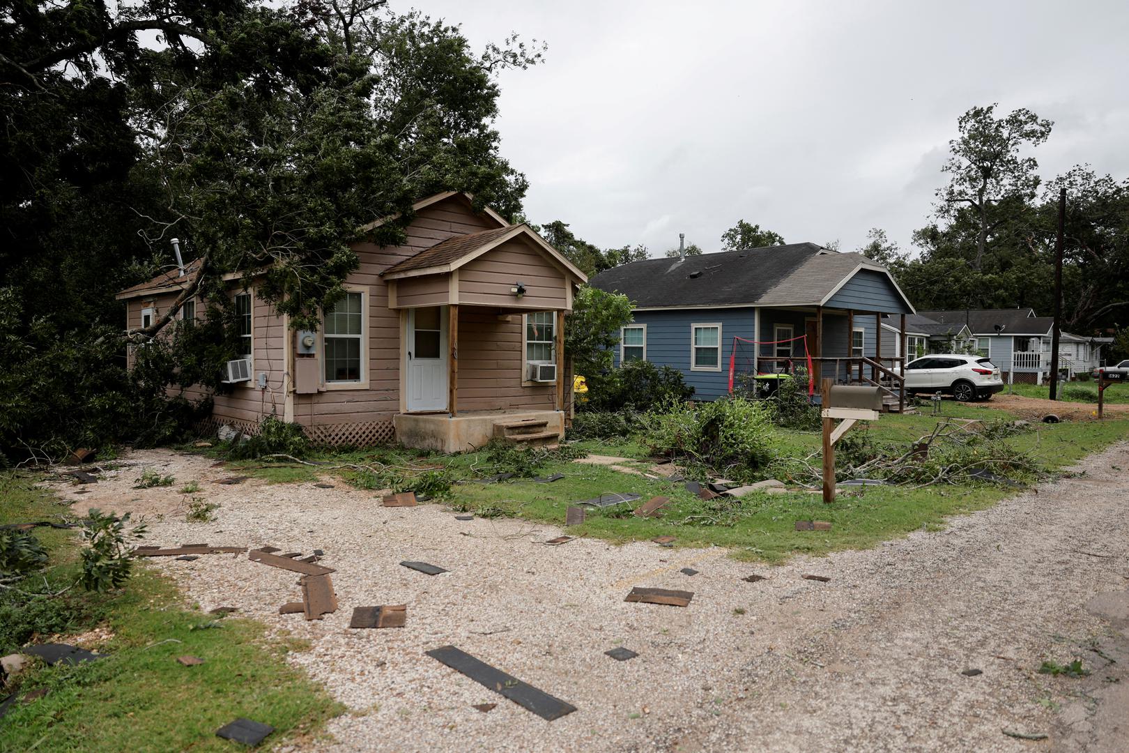 Damaged houses are pictured in the aftermath of Hurricane Beryl, in Wharton, Texas, U.S., July 8, 2024. REUTERS/Daniel Becerril Photo: DANIEL BECERRIL/REUTERS