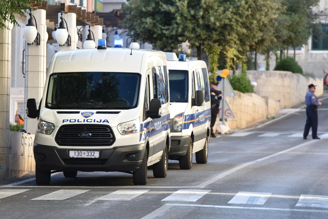 šibenska policija