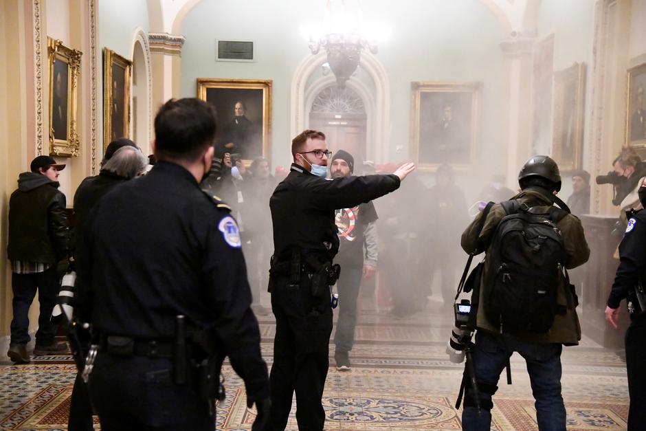 Proboj Trumpovih pristaša na Capitol