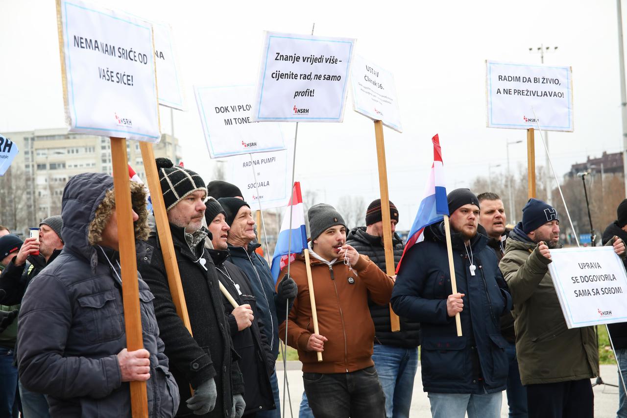 Zagreb: Prosvjed radnika INA Grupe zbog niskih plaća i uvjeta rada